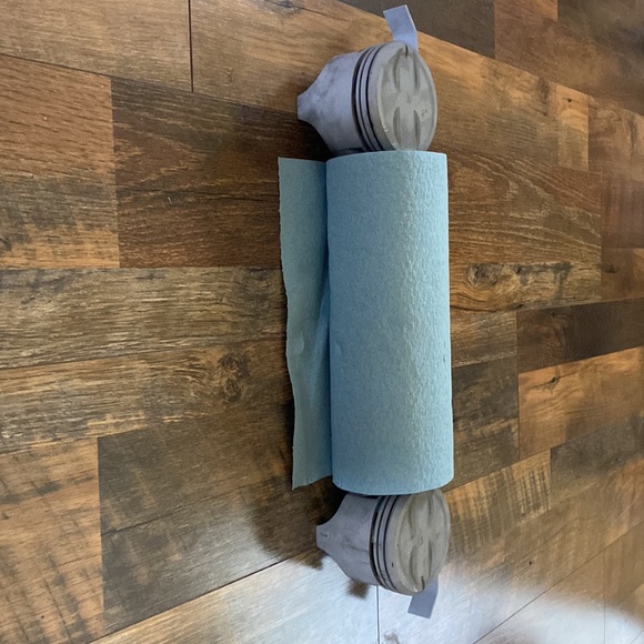 Piston Paper Towel Holder - Picture 2 of 5